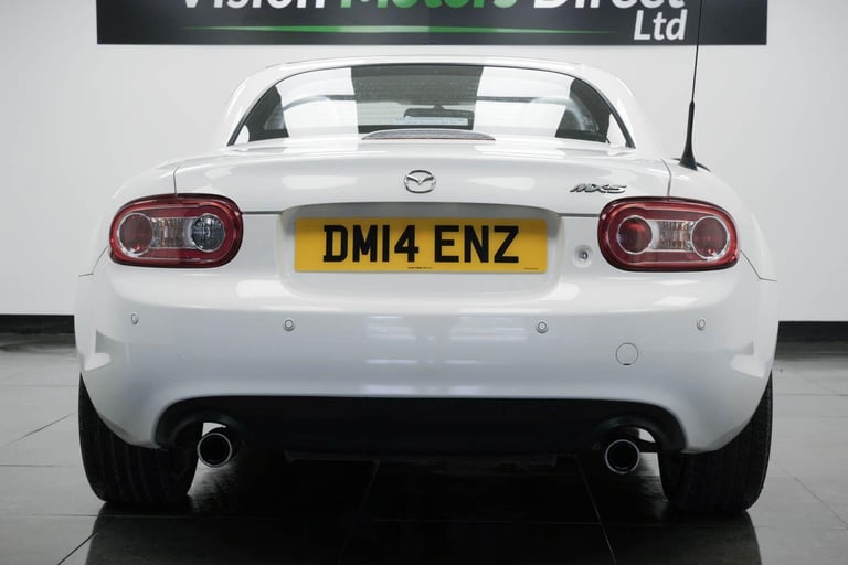 2014 Mazda MX-5 2.0i Sport Tech 2dr CONVERTIBLE PETROL Manual