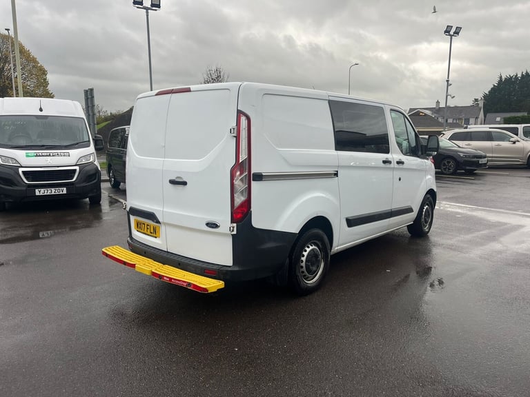 2017 Ford Transit Custom 2.0 TDCi 130ps Low Roof Van PANEL VAN Diesel Manual