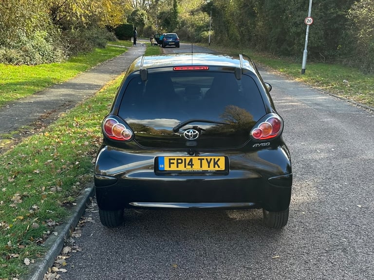 Toyota, AYGO, Hatchback, 2014, Manual, 998 (cc), 5 doors