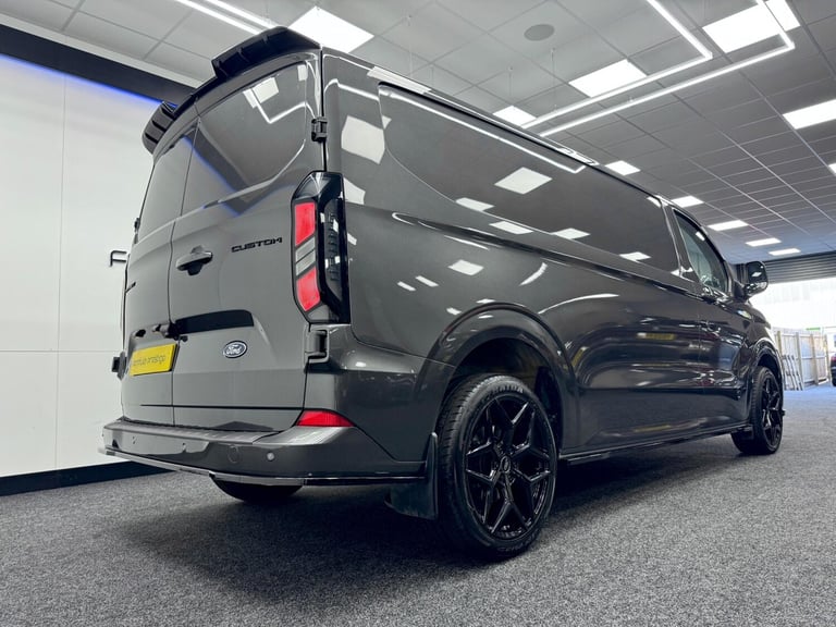 2024 Ford Transit Custom 2.0 320 EcoBlue Limited Auto L2 H1 Euro 6 (s/s) 5dr PANEL VAN Diesel Aut...