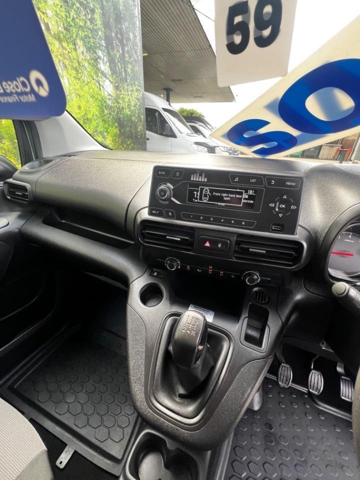 2020 Vauxhall Combo Cargo 2000 1.5 Turbo D 100ps H1 Sportive Van 5 door Panel...