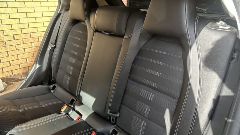 2018 Mercedes-Benz GLA 1.6 GLA180 Urban Edition SUV 5dr Petrol Manual Euro 6 (s/s) (122 ps) ESTAT...