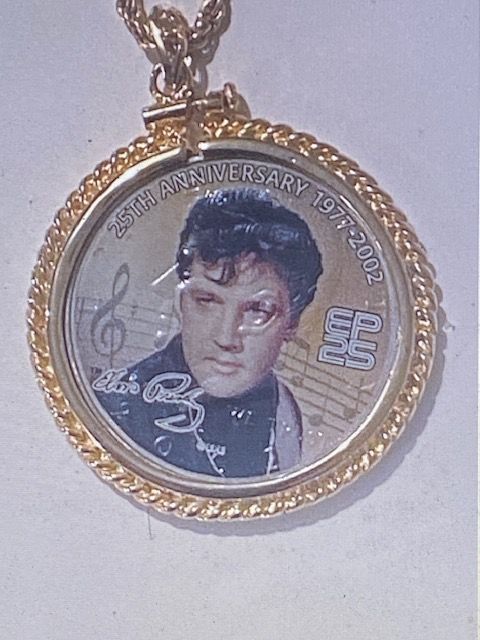 RARE: Elvis Half Dollar Colour Coin Necklace with COA *EX*