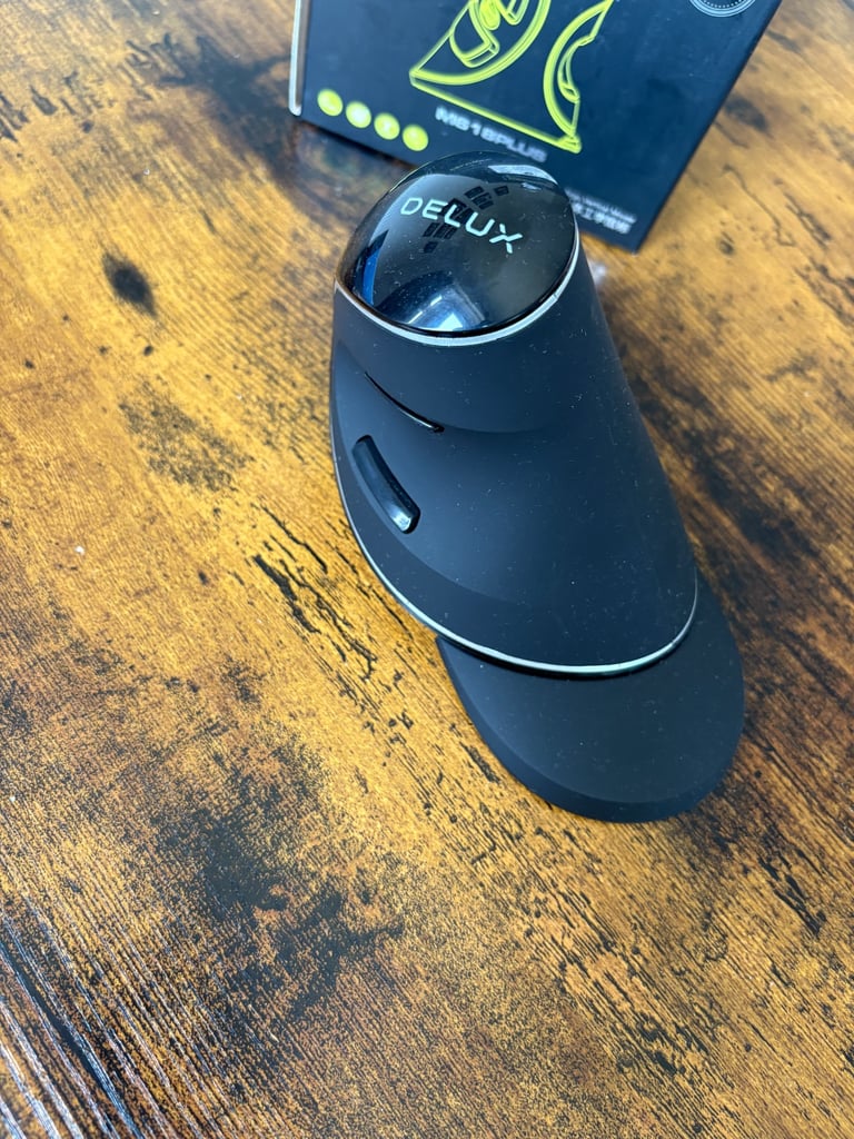 image for Ergonomic Wireless Vertical Mouse