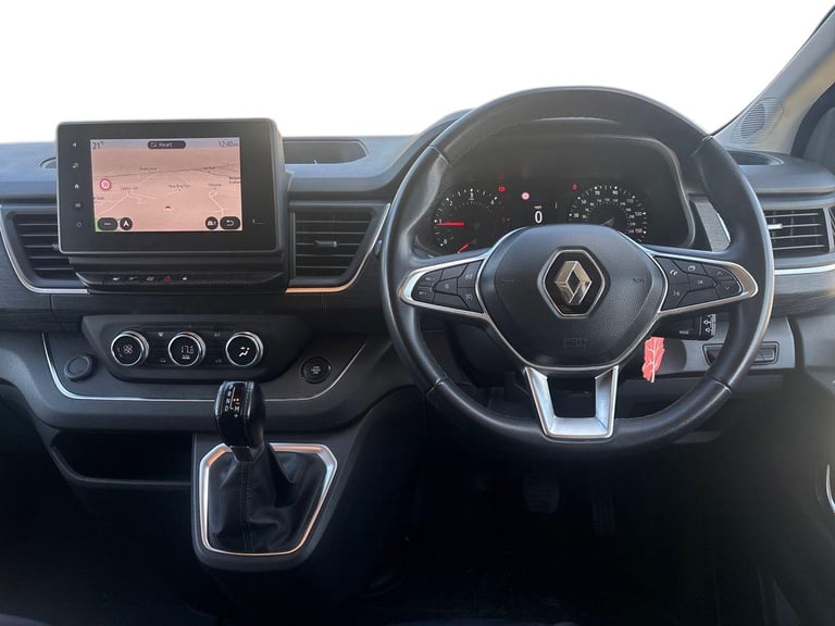 2022 Renault Trafic 270 EX 5dr Tip Auto [7 Seat] Crew Bus Diesel Automatic