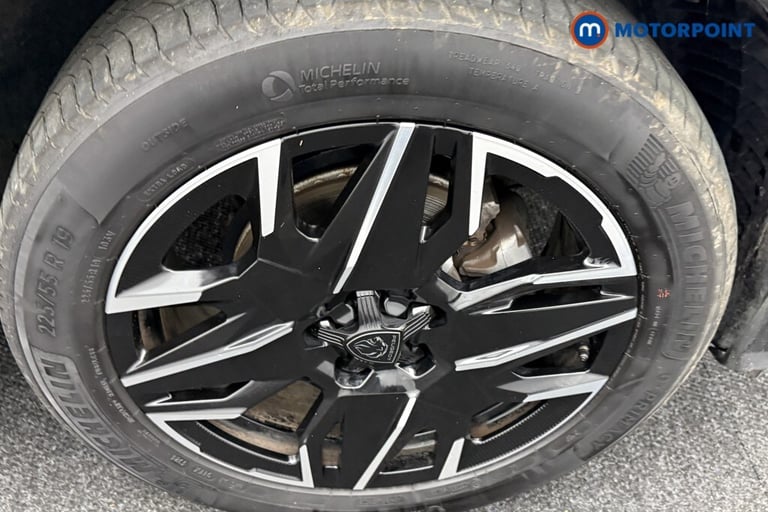 2024 Peugeot 3008 1.2 Hybrid 136 GT 5dr e-DSC6 SUV Petrol Automatic