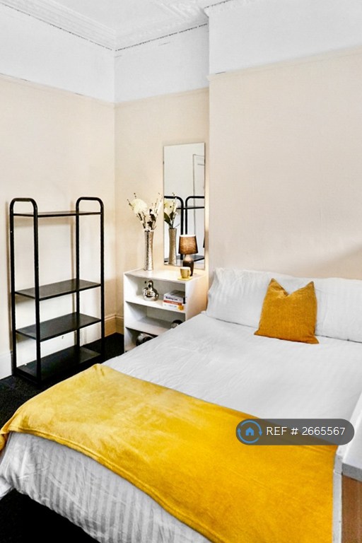 1 bedroom in Waverley Road, Redland, BS6 (#2665567)