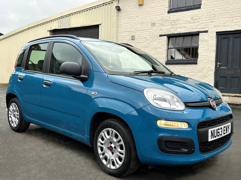 2013 63 Fiat Panda 0.9 TwinAir (85) Easy Automatic 5 Door Sweet Dreams Turquoise