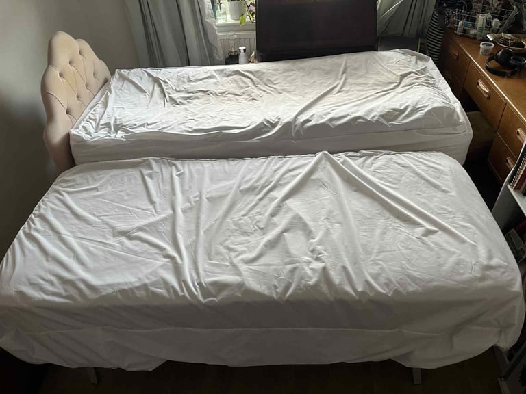 image for Single divan bed with additional single bed stored underneath 