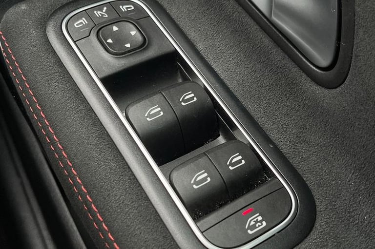 2020 Mercedes-Benz A-Class A180 AMG Line Executive NAVIGATION, HEATED SEATS, REAR CAMERA! Manual ...