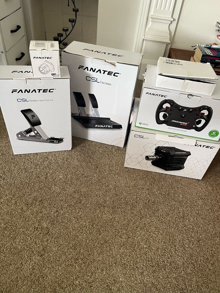 Fanatec CSL DD 5mn Bundle with Wheelstand