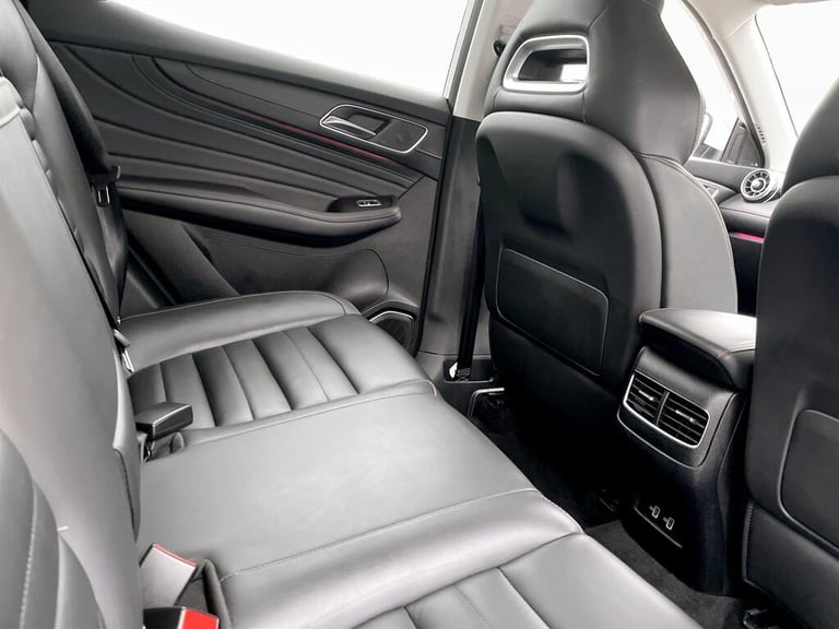 2024 MG MG HS 1.5 T-GDI 16.6kWh Trophy Auto Euro 6 (s/s) 5dr ESTATE Petrol/Electric Hybrid Automatic