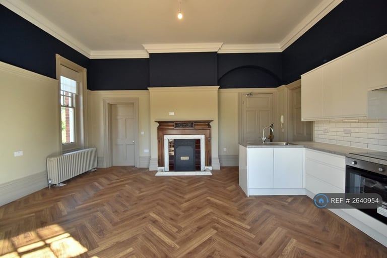 2 bedroom flat in Allcroft Road, Reading, RG1 (2 bed) (#2640954)