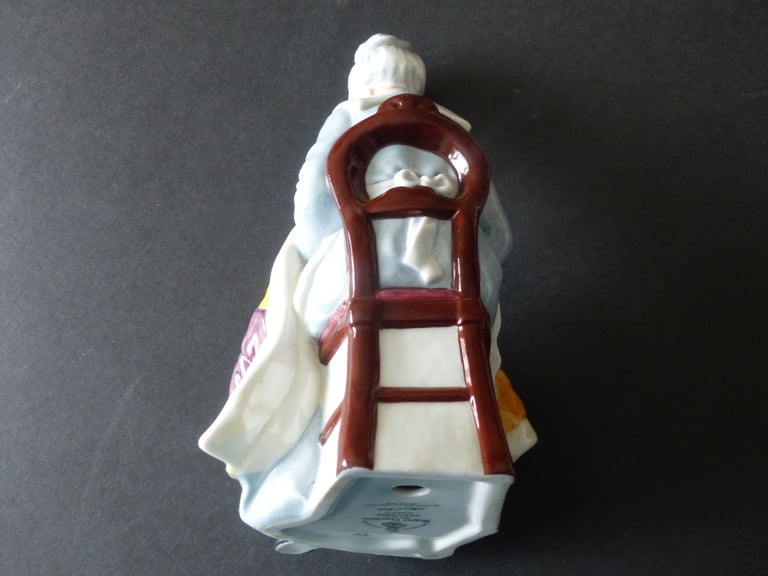 Royal Doulton HN 2814 Eventide Limited 1976