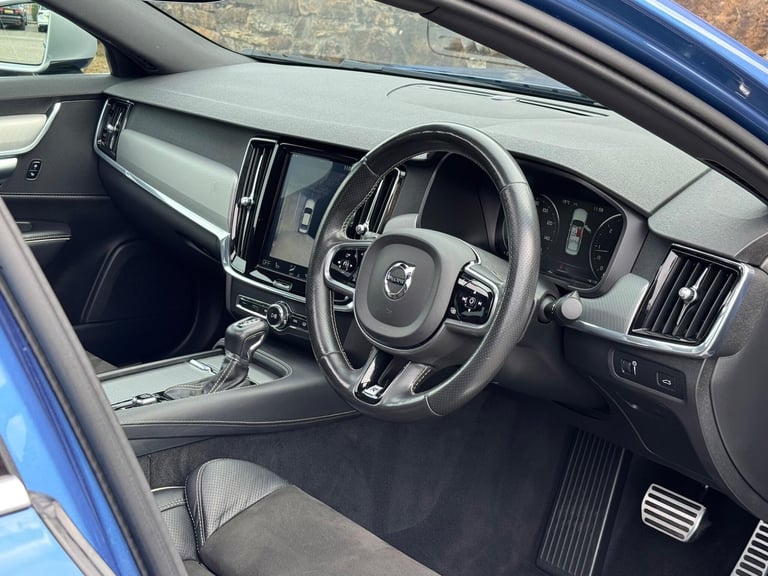 2018 Volvo S90 2.0 D5 PowerPulse R-Design Auto AWD Euro 6 (s/s) 4dr SALOON Diesel Automatic