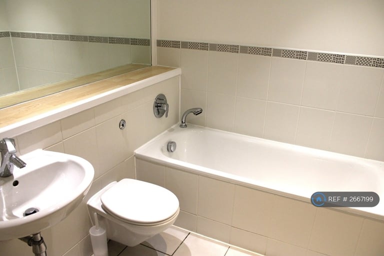 4 bedroom flat in New Hampton Lofts, Birmingham, B18 (4 bed) (#2667199)