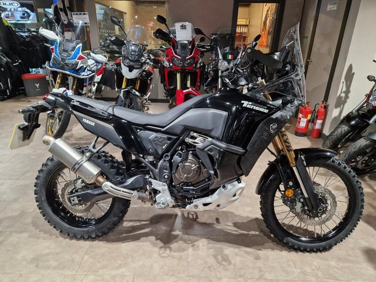 YAMAHA TENERE 700 WORLD RAID IN BLACK