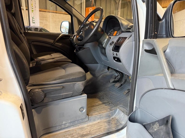 MERCEDES-BENZ VITO 2.1 111CDI Compact Panel Van SWB 5dr 2009