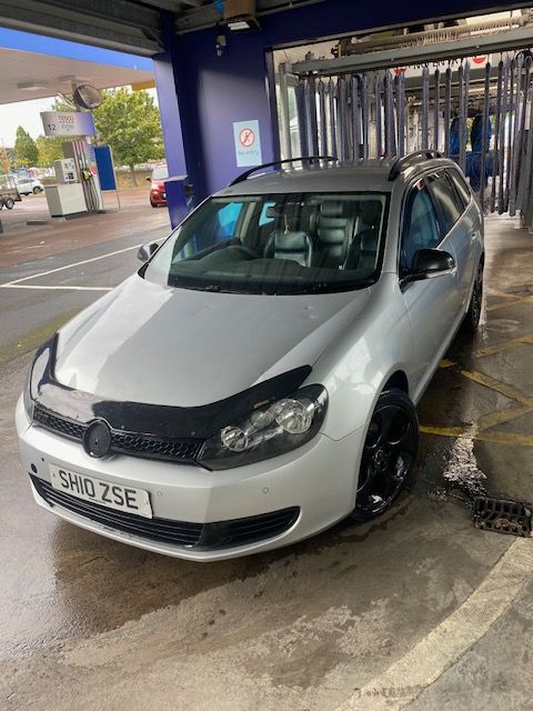 MOT March 2026, Apple car-play, £20 tax, Volkswagen, GOLF, Estate, 2010, Manual, 1598 (cc), 5 doors