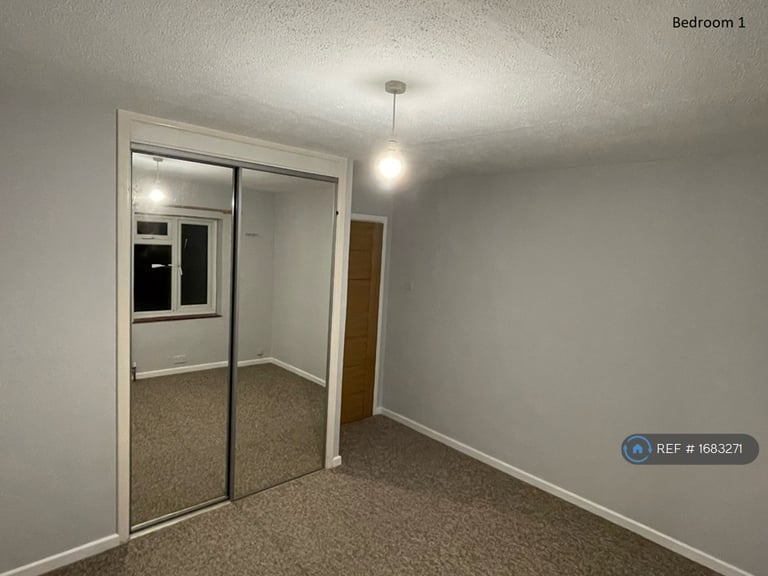 image for 2 bedroom flat in Lemsford Lane, Welwyn Garden City, AL8 (2 bed) (#1683271)