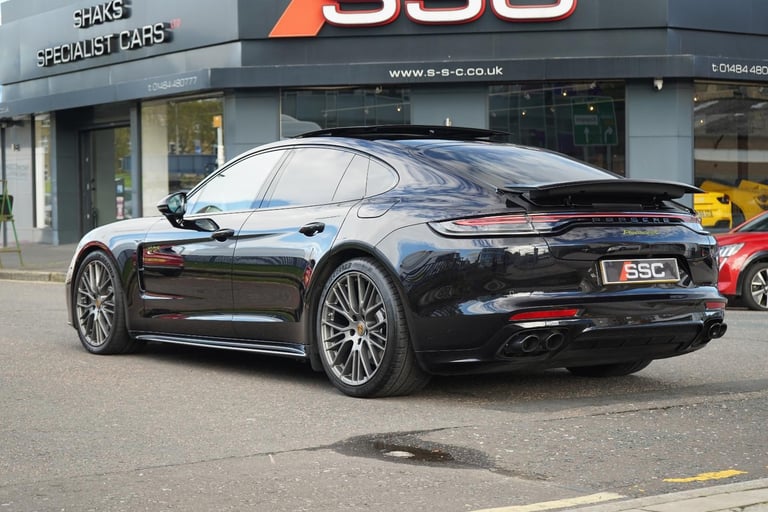 Porsche Panamera 2.9 V6 E-Hybrid 17.9kWh 4 Platinum Edition Saloon 5dr Petrol Pl