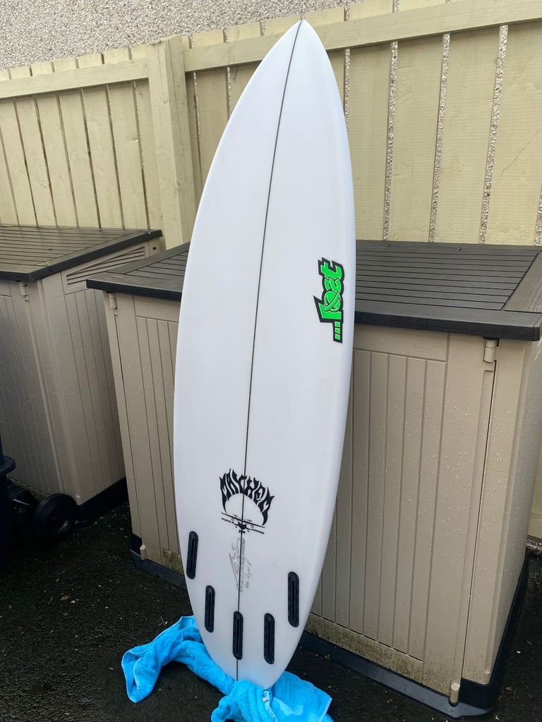 Lost Puddle Jumper HP 5'8 (32L) - BRAND NEW & Free Board Bag