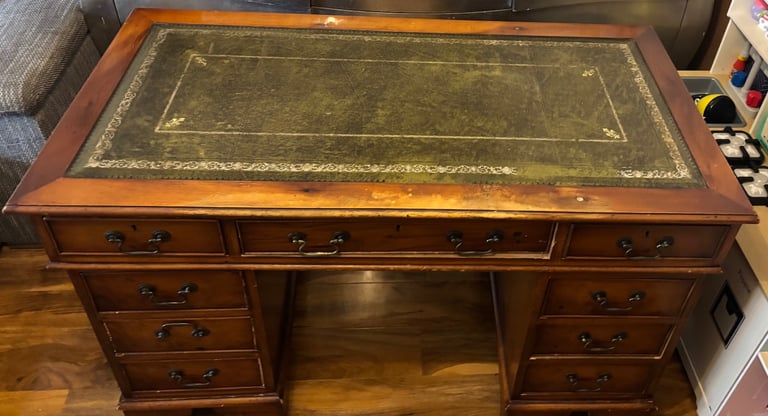 Writing desk