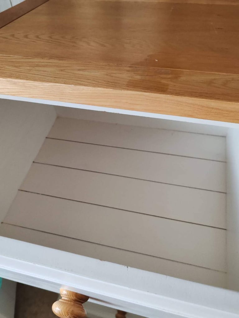 Tallboy chest of drawers 