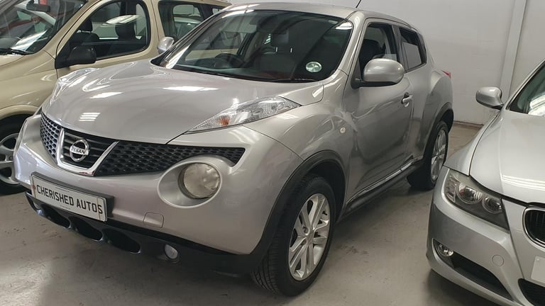 image for NISSAN JUKE 1.6 TEKNA AUTOMATIC * 13,000 MILES * LEATHER * SAT NAV* REAR CAMERA 