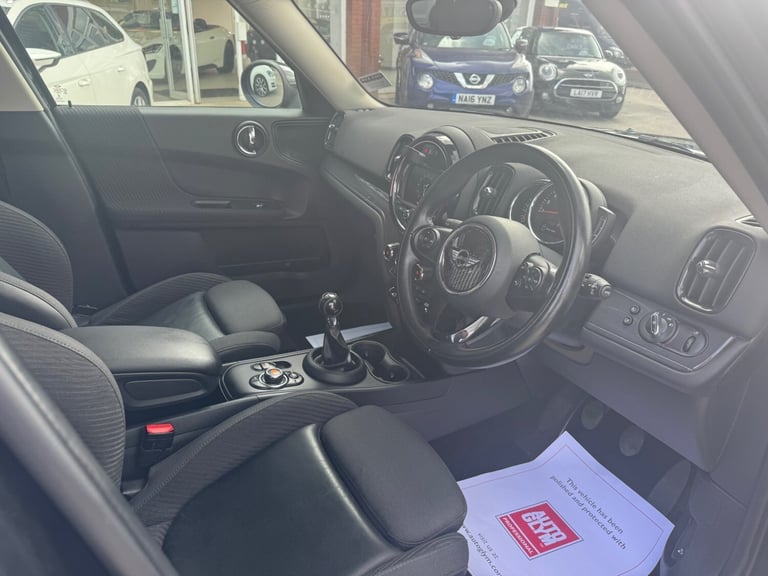2018 MINI Countryman 1.5 Cooper 5dr + CHILI PACK / MEDIA PACK / 1 OWNER / ULEZ / FSH / NAV HATCHB...