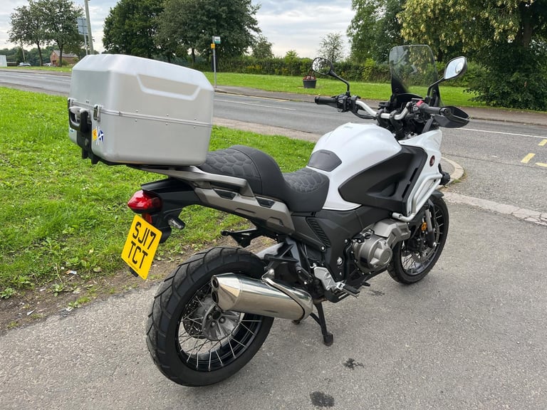 HONDA VFR1200X DCT CROSSTOURER HIGHLANDER, 2017(17), 15,923 MILES, £6995