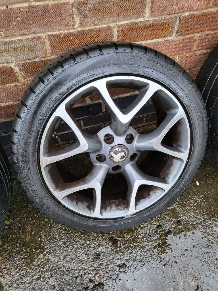 18 inch 5x120 Vauxhall Insignia Alloy wheels 