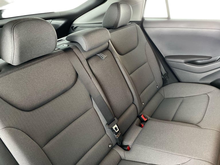 2022 Hyundai IONIQ 1.6 GDi Hybrid SE Connect 5dr DCT Hatchback PETROL/ELECTRIC Automatic