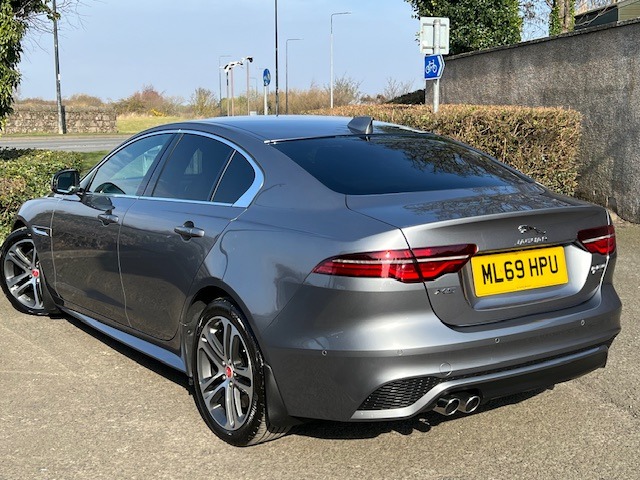 2019 Jaguar XE 2.0d R-Dynamic SE 4dr Auto SALOON Diesel Automatic