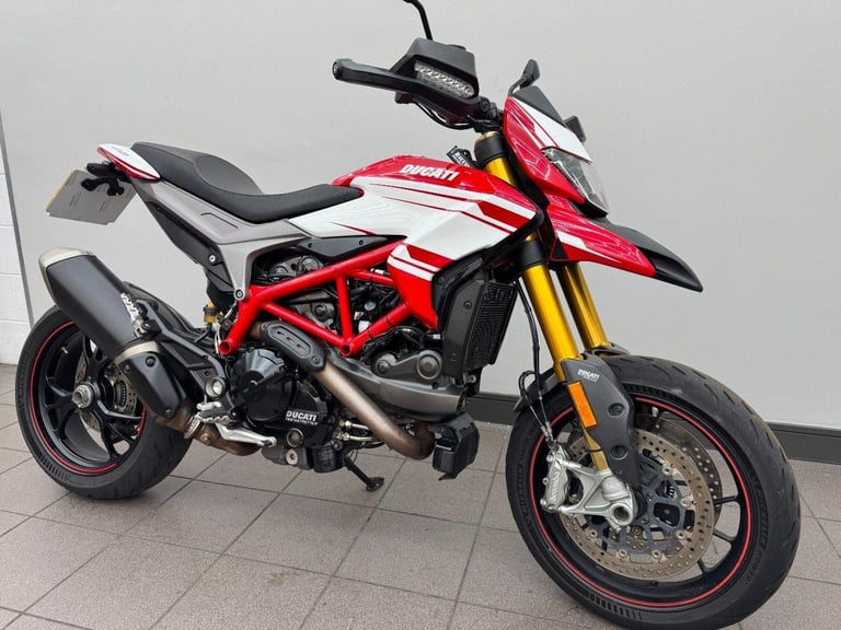 DUCATI HYPERMOTARD 939 SP RED 2016 16 REG, 10,111MILES USED MOTORCYCLE