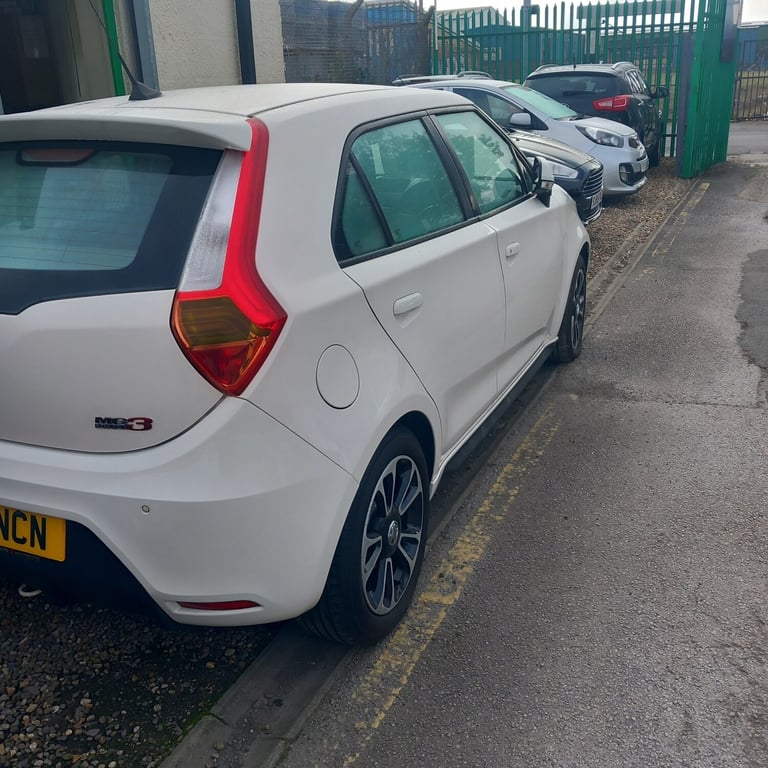 2014 MG MG3 1.5 VTi-TECH 3Style 5dr HATCHBACK Petrol Manual