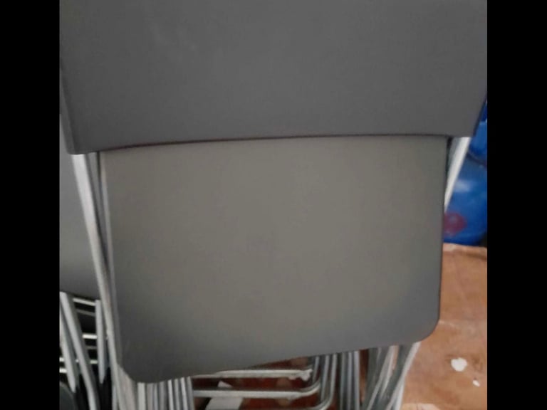 Tables and chairs for hire ( rent )