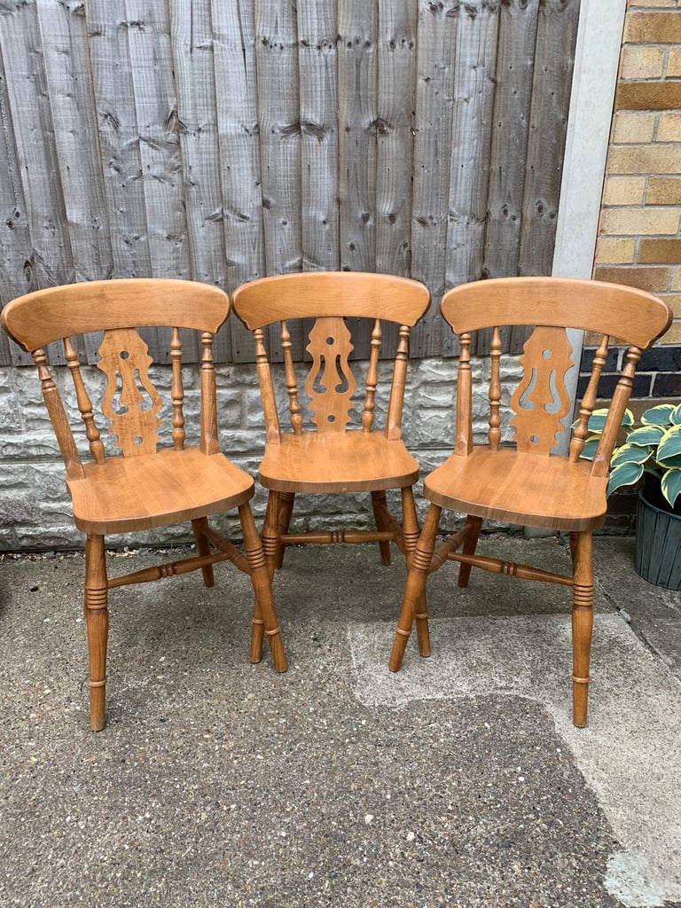 3 x Solid beech fiddle back kitchen dining chairs.