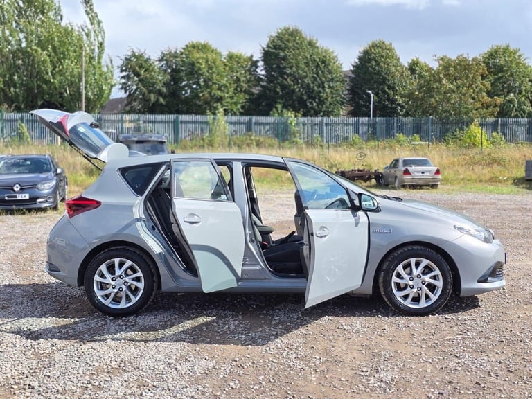 2018 Toyota Auris 1.8 VVT-h Icon CVT Euro 6 (s/s) 5dr Hatchback Hybrid Automatic