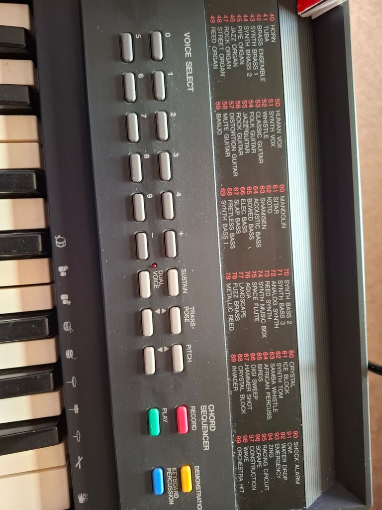 Vintage Yamaha Electric Keyboard 1989