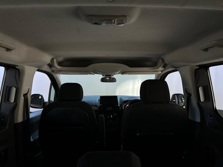 2022 Vauxhall Combo Life 1.5 Turbo D SE Euro 6 (s/s) 5dr (7 Seat) MPV Diesel Manual