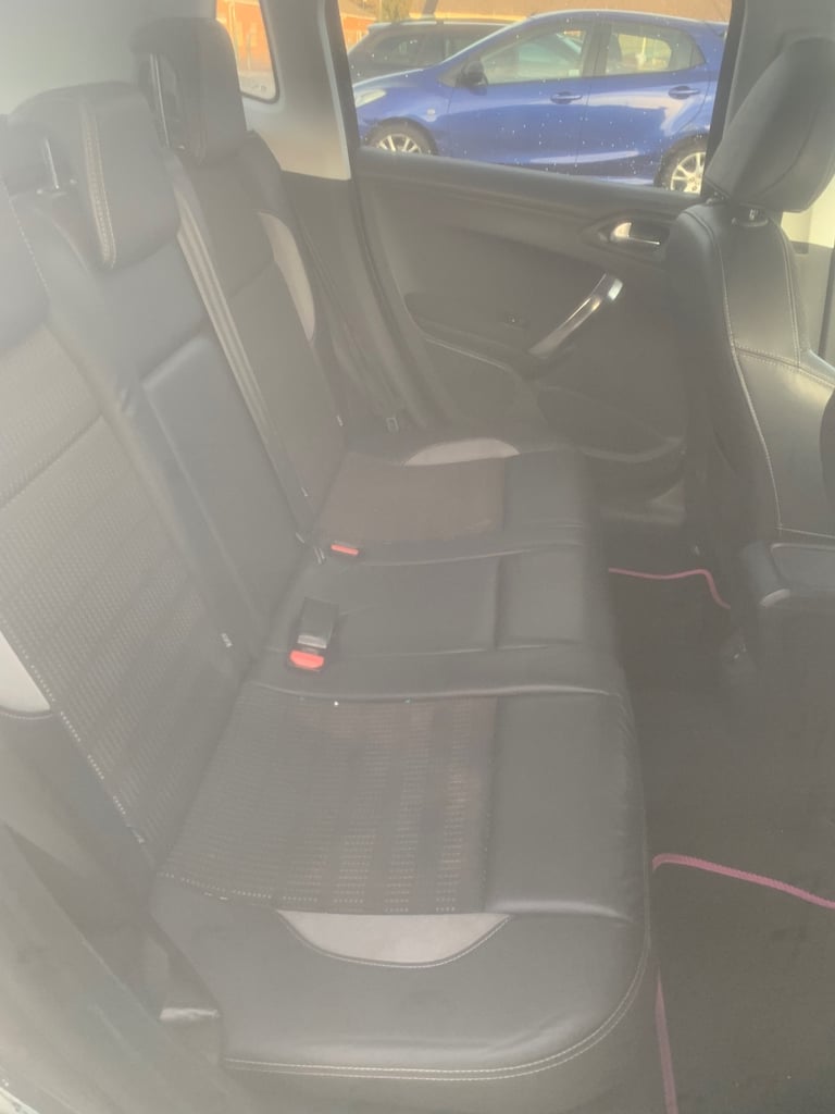 Peugeot, 2008, Hatchback, 2014, Manual, 1199 (cc), 5 doors