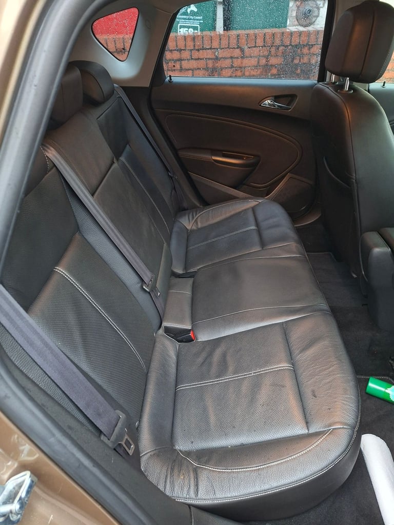 Vauxhall, ASTRA, Hatchback, 2014, Manual, 1598 (cc), 5 doors