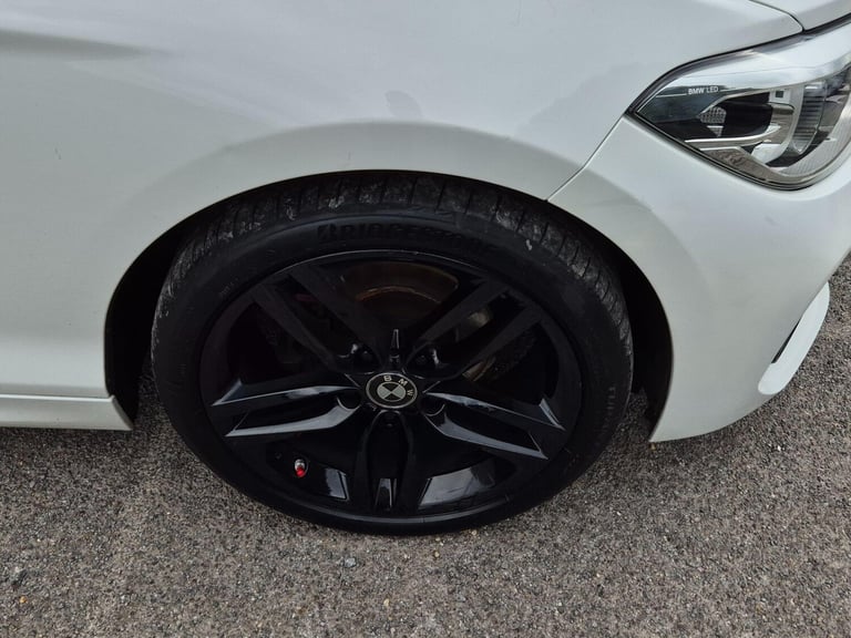 2015 BMW 1 Series 1.6 118i M Sport Auto Euro 6 (s/s) 3dr HATCHBACK Petrol Automatic