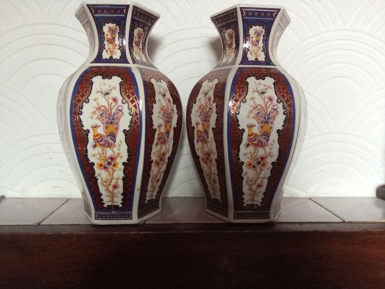 PAIR JAPANESE VASES