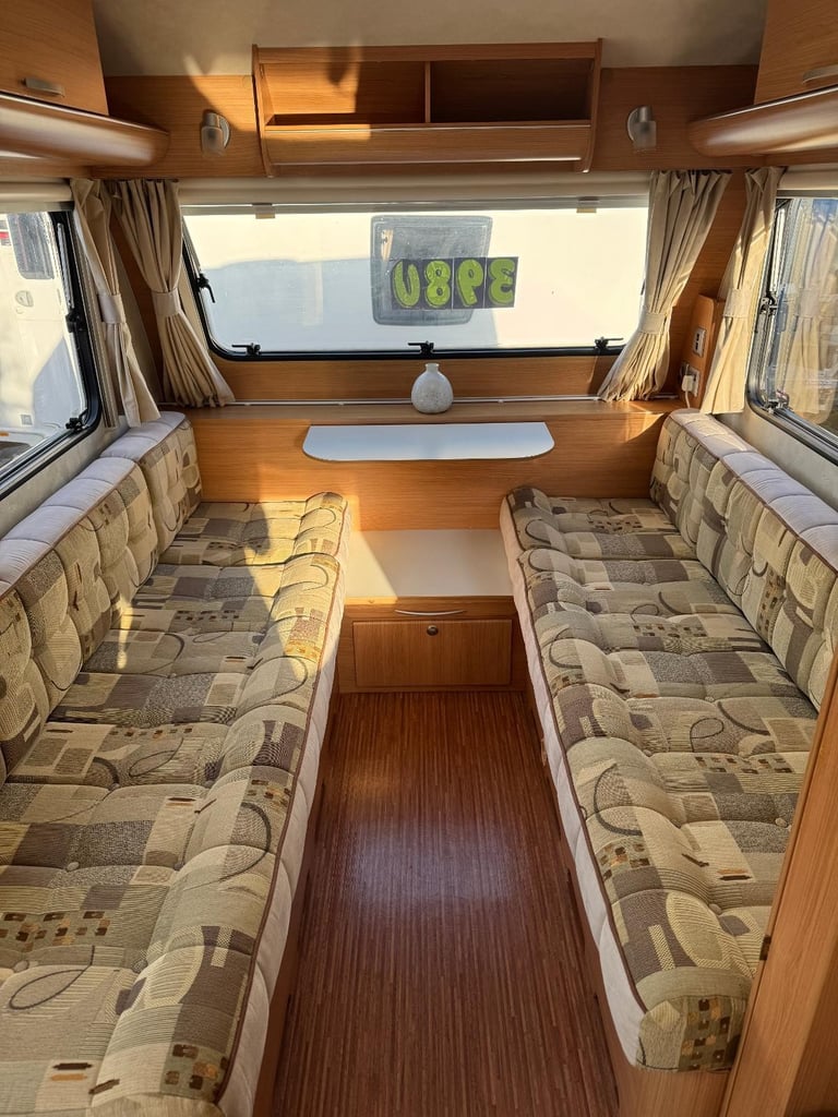 Adria Altea 360LT, Yr.2009, 2 Berth, mover, air awning 