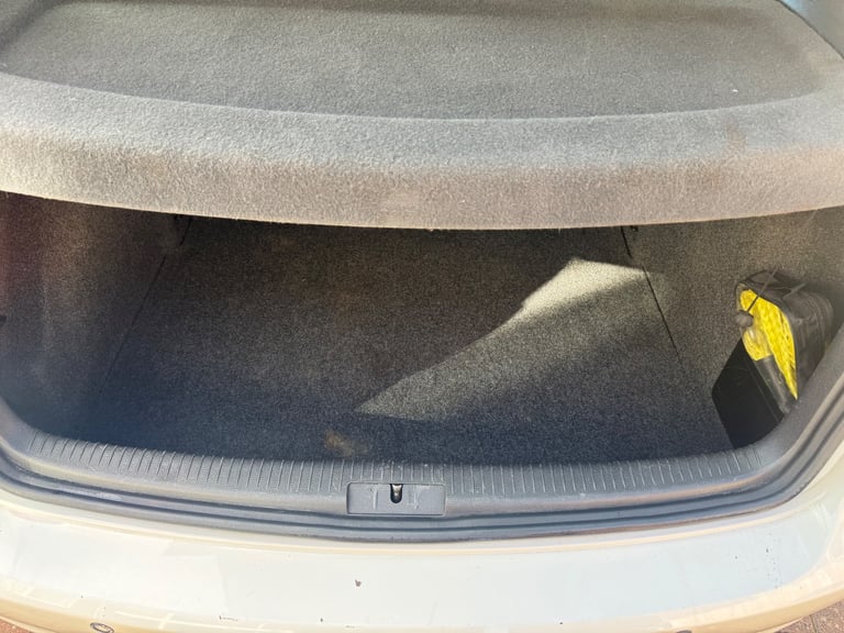 Volkswagen, GOLF, Hatchback, 2009, Semi-Auto, 1390 (cc), 5 doors