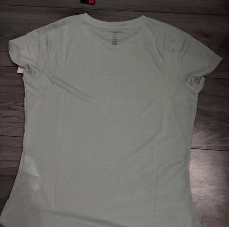 Under armour unisex top
