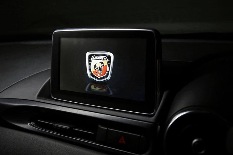 FIAT & ABARTH 124 Spider Touchscreen While Driving activation !