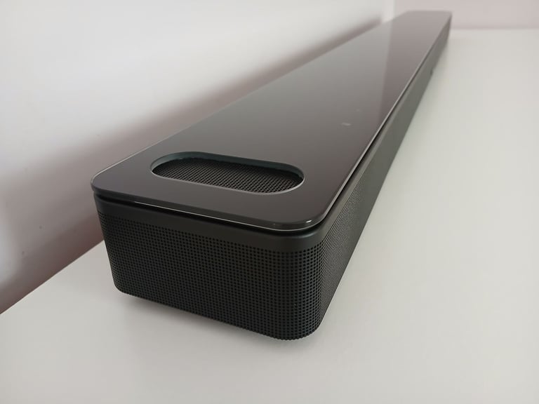 Bose 900 soundbar, subwoofer and surround speakers